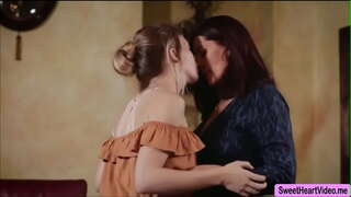 Ivy Wolfe pwopaje janm li kite moun lavil magdala StMichaels k &#039; ap manje pussy li