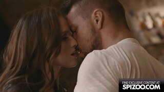 Mince Beauté Aime Jouer Avec Des Inconnus