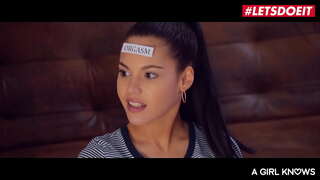 # LETSDOEIT - Sicilia Model, Apolonia va Katana - Osiyo TEEN uning BESTIES bilan LESBIAN jinsiy harakat qiladi