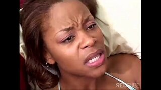 ���ిల్లి ఉంది. క్యాచ్ ఒక మరగుజ్జు