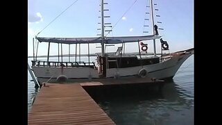 Hot latina babe gets l &#039; foutu estipid deyò sou pon an